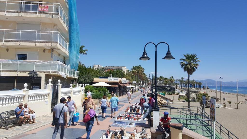 Tinoko Apartament In La Carihuela Beach Torremolinos Esterno foto